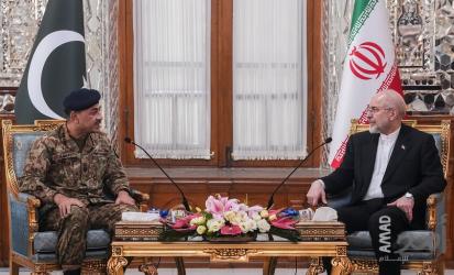 ف.تايمز: قائد الجيش الباكستاني منير يحث إيران على كبح الحوثيين